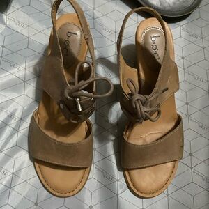 b.o.c. Women's Brown Slingback Sandals